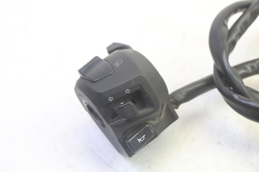 photo de LEFT SWITCH YAMAHA TZR 50 (2008 - 2016) - Component detail