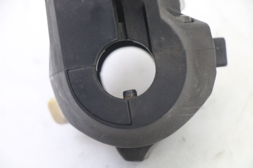 photo de LEFT HANDLEBAR SWITCH SUZUKI UH BURGMAN 125 (2002 - 2006)