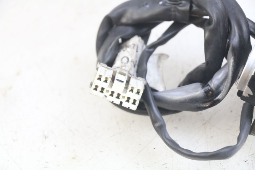 photo de LEFT HANDLEBAR SWITCH PIAGGIO VESPA SPRINT 2T 50 (2014 - 2018)
