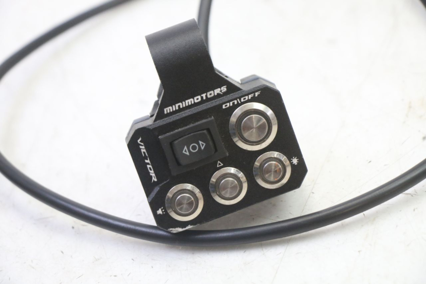 photo de LEFT SWITCH DUALTRON VICTOR LIMITED 1