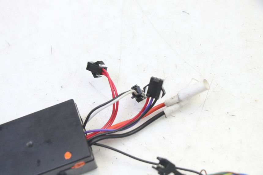 photo de LEFT SWITCH DUALTRON VICTOR LIMITED 1
