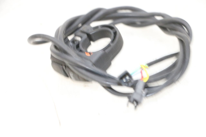 photo de LEFT SWITCH DUALTRON VICTOR LIMITED 1