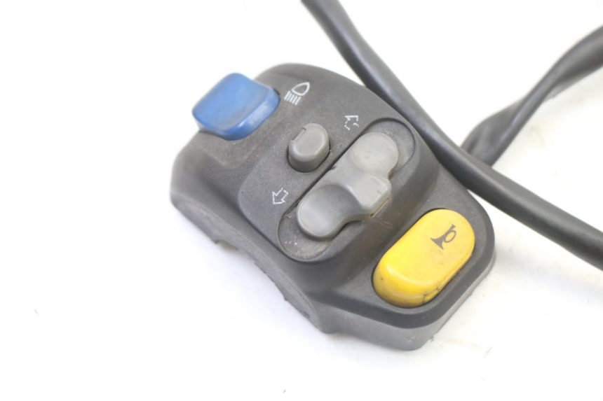 photo de LEFT HANDLEBAR SWITCH PEUGEOT VIVACITY 50 (2004 - 2009)
