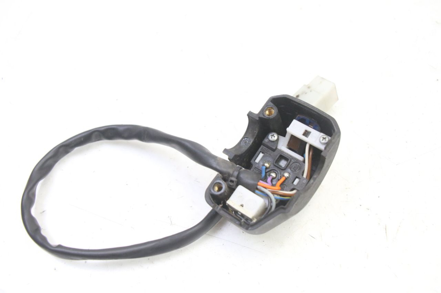 photo de LEFT HANDLEBAR SWITCH PEUGEOT VIVACITY 50 (2004 - 2009)