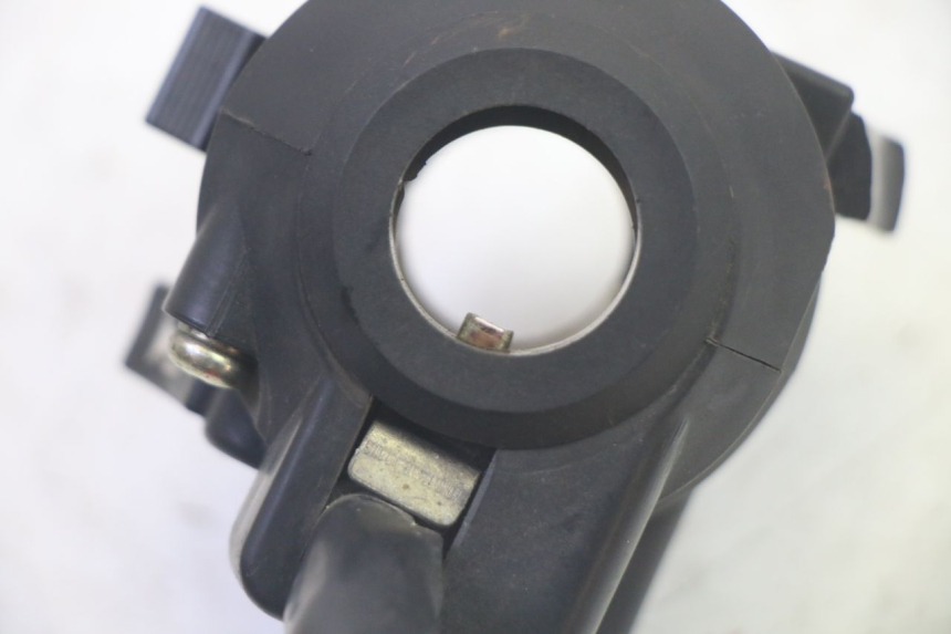 photo de LEFT HANDLEBAR SWITCH DAELIM VJ ROADWIN FI 125 (2008 - 2017) - Fixing points details