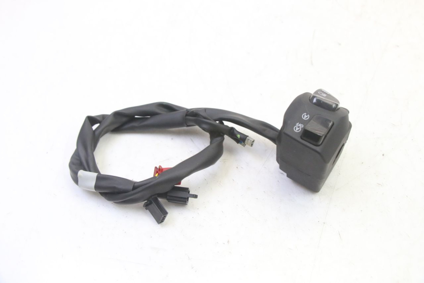 photo de LEFT SWITCH YAMAHA XMAX X-MAX 125 (2021 - 2025)