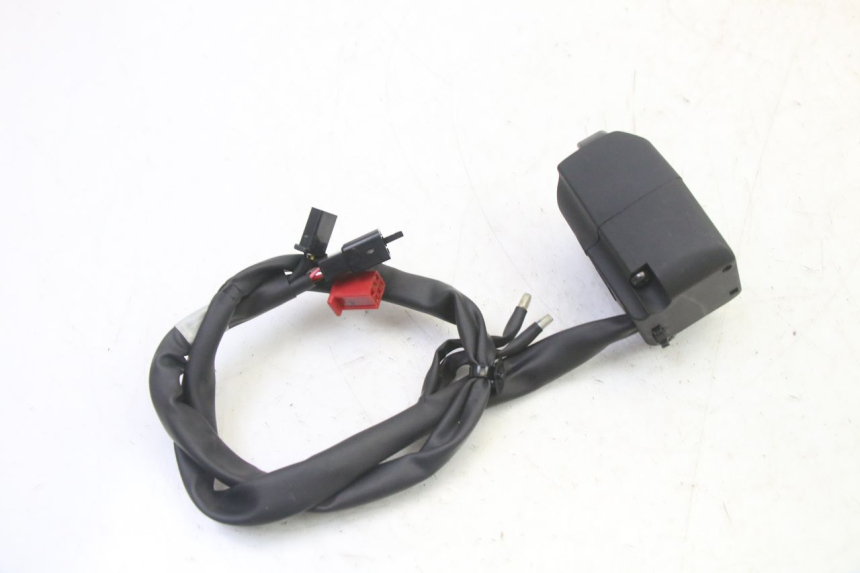 photo de LEFT SWITCH YAMAHA XMAX X-MAX 125 (2021 - 2025)