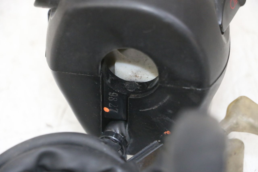 photo de LEFT SWITCH YAMAHA XJ6 ABS 600 (2008 - 2016)