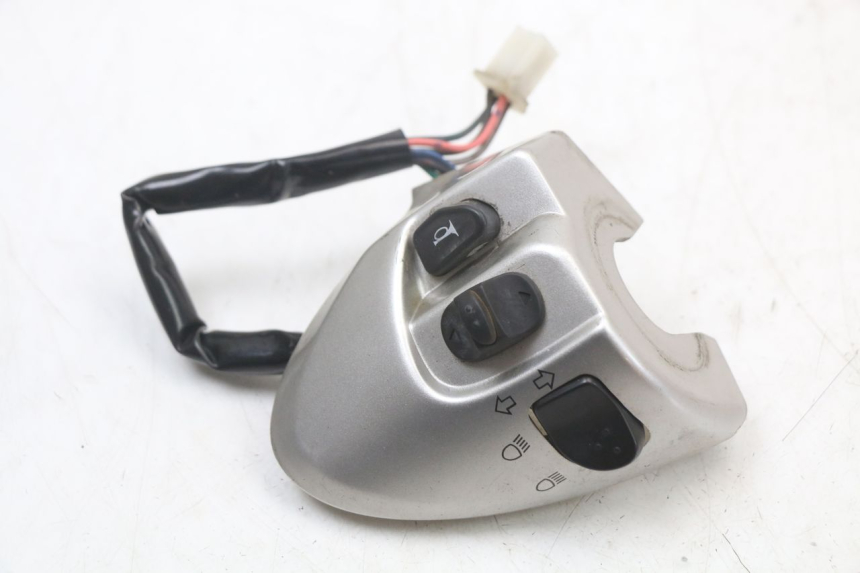 photo de LEFT HANDLEBAR SWITCH YAMAHA CYGNUS X 125 (2004 - 2007)