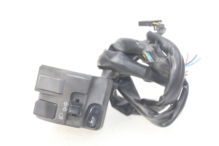 photo de LEFT HANDLEBAR SWITCH YAMAHA FJR ABS 1300 (2006 - 2012)