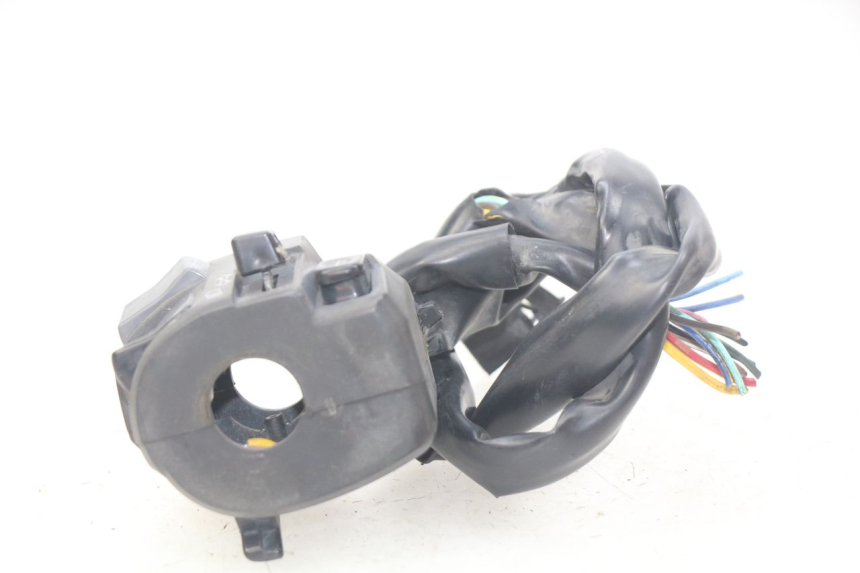 photo de LEFT HANDLEBAR SWITCH YAMAHA FJR ABS 1300 (2006 - 2012)