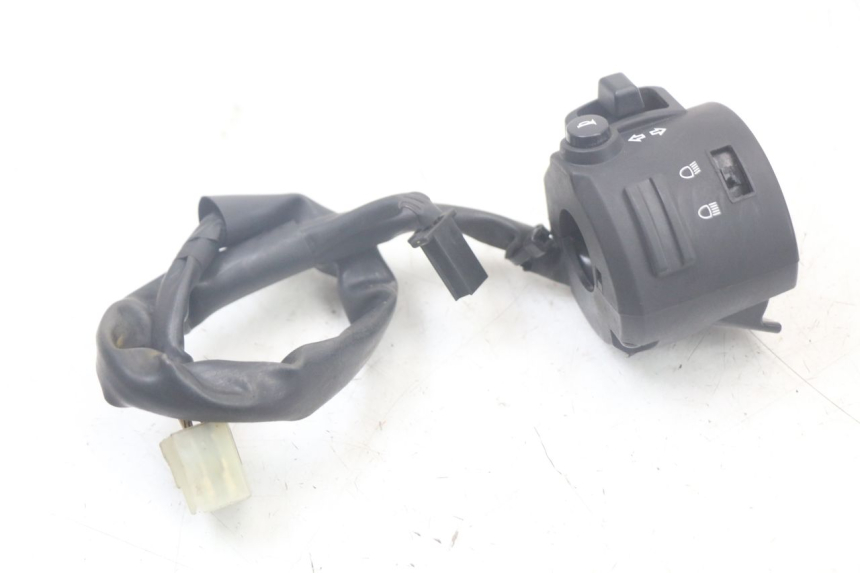 photo de LEFT HANDLEBAR SWITCH YAMAHA MT-07 MT07 ABS 700 (2014 - 2017)