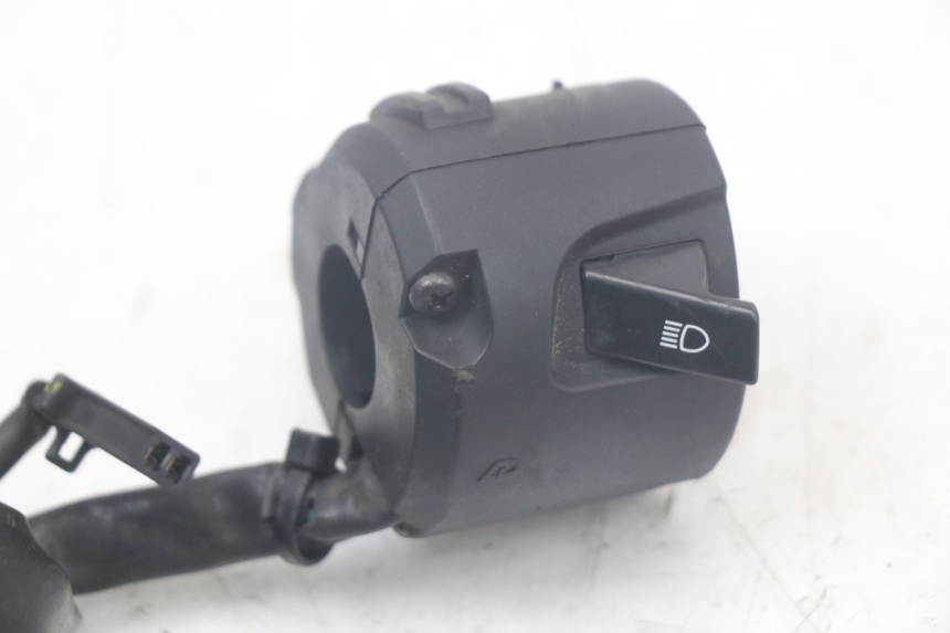 photo de LEFT HANDLEBAR SWITCH YAMAHA MT-07 MT07 ABS 700 (2014 - 2017)