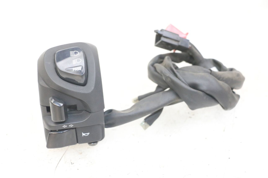 photo de LEFT HANDLEBAR SWITCH YAMAHA XMAX X-MAX ABS 125 (2017 - 2020)