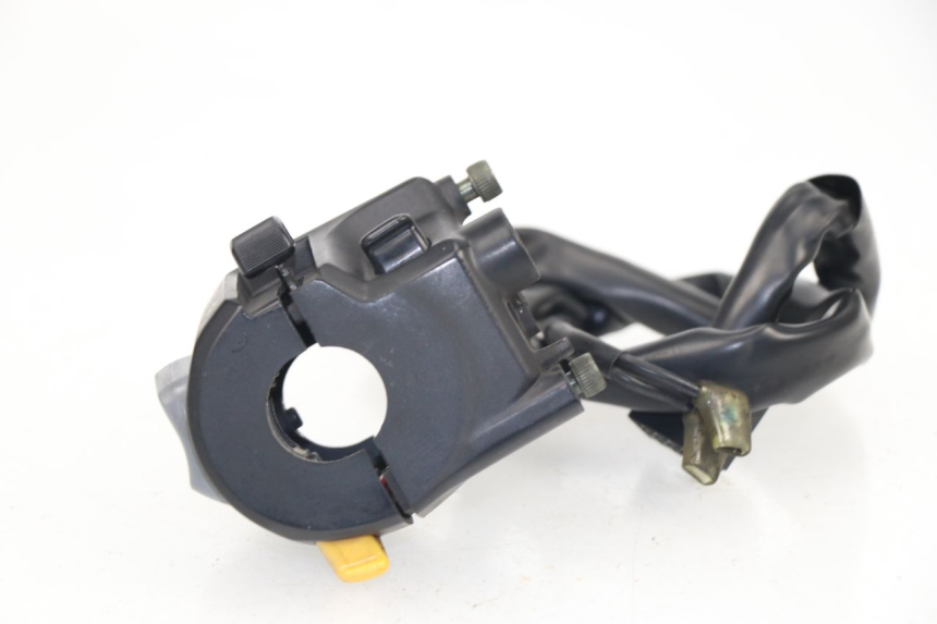 photo de LEFT HANDLEBAR SWITCH YAMAHA YP MAJESTY 400 (2004 - 2008)