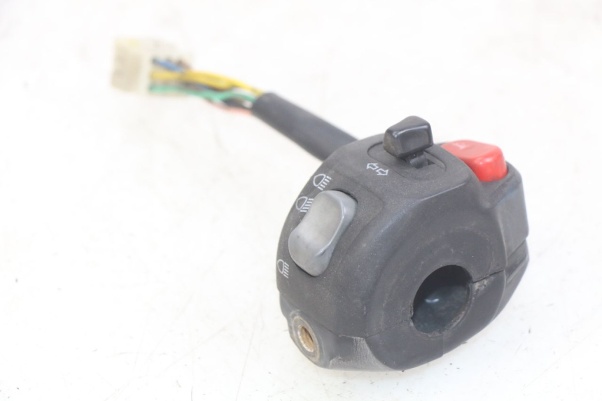 photo de LEFT SWITCH YAMAHA YP MAJESTY 125 (2007 - 2010)