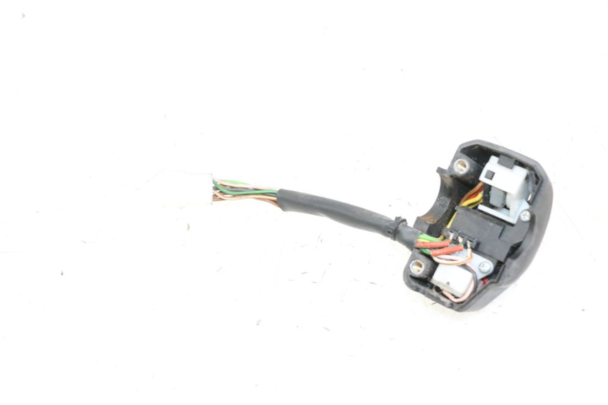 photo de LEFT HANDLEBAR SWITCH YAMAHA YP MAJESTY 125 (2002 - 2006)