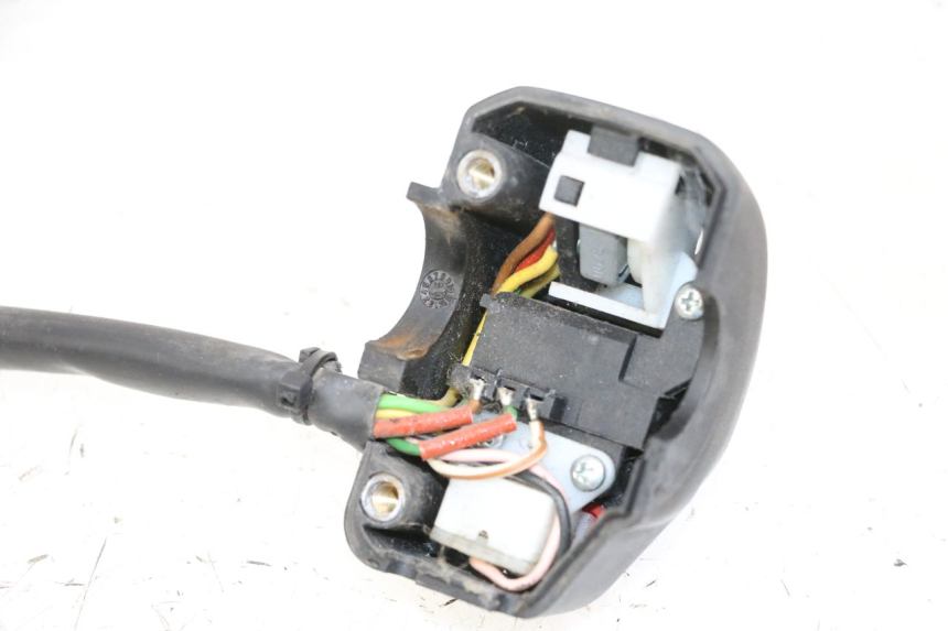 photo de LEFT HANDLEBAR SWITCH YAMAHA YP MAJESTY 125 (2002 - 2006)