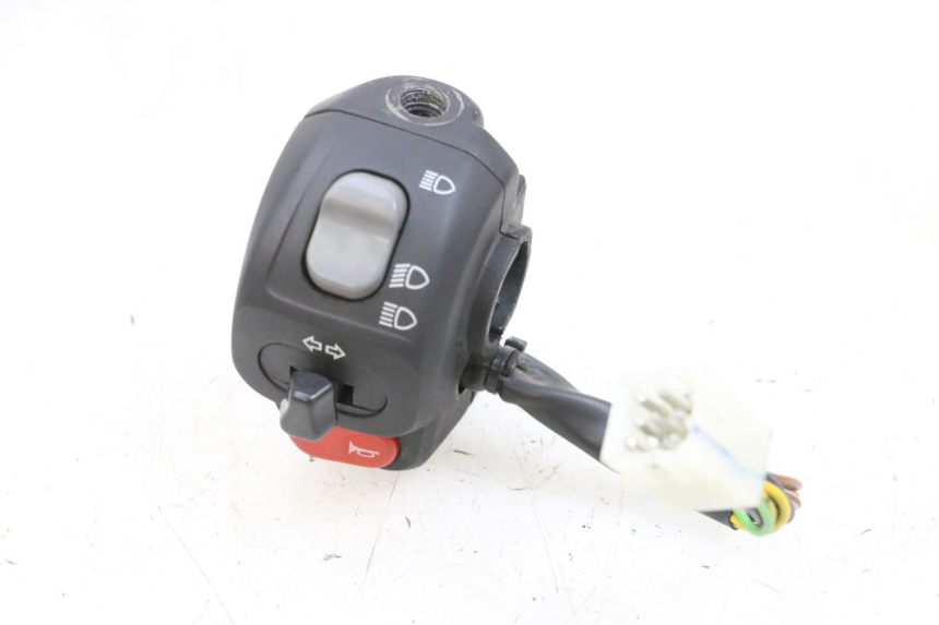 photo de LEFT HANDLEBAR SWITCH YAMAHA YP MAJESTY 125 (2002 - 2006) - Main view