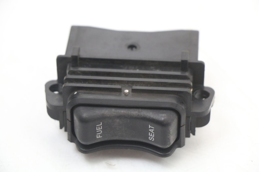 photo de SWITCH HONDA PCX (JF28) 125 (2009 - 2011)