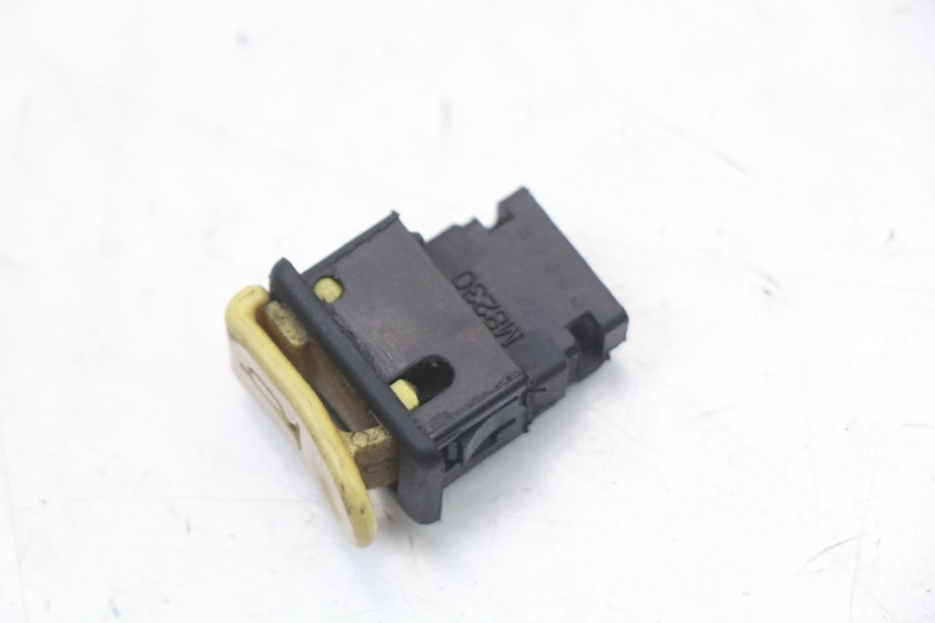 photo de HORN SWITCH PEUGEOT BUXY 50 (1993 - 1998)