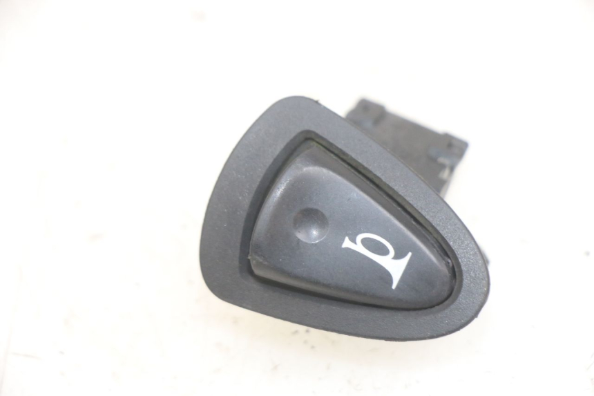 photo de HORN SWITCH HONDA PCX (JF28) 125 (2009 - 2011)