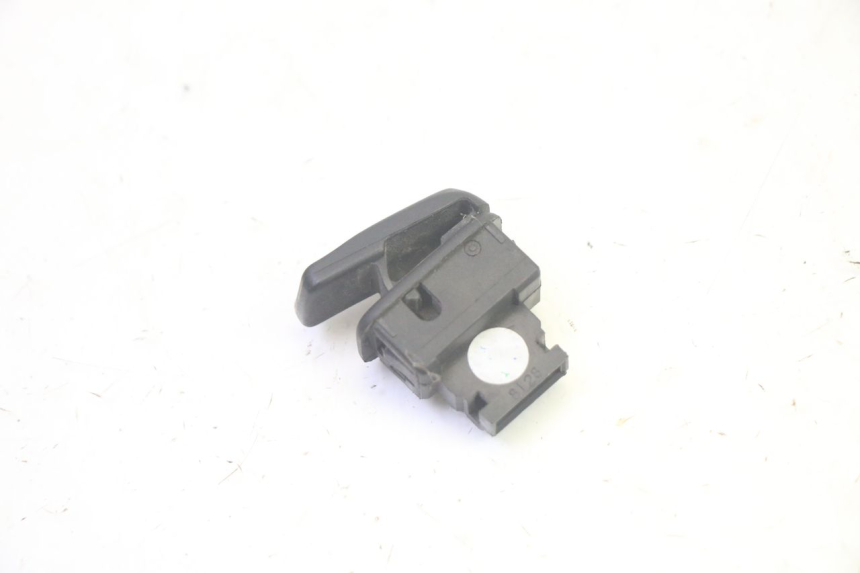 photo de HORN SWITCH PIAGGIO MP3 LT 400 (2007 - 2012) - Zoom on usage condition