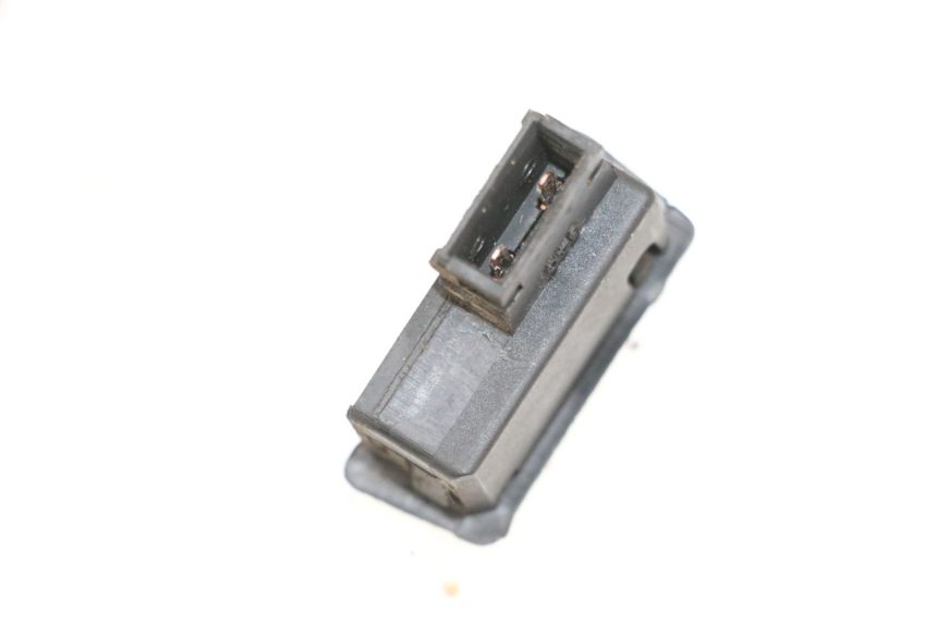 photo de HORN SWITCH YAMAHA NEO'S NEOS 2T 50 (1998 - 2007) - Zoom on usage condition