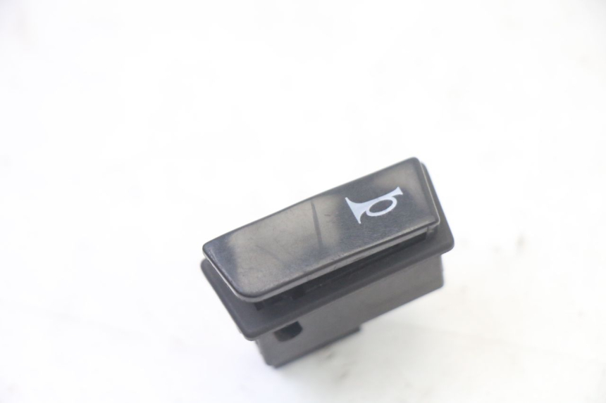 photo de HORN SWITCH JM MOTORS OLDIES GT 4T 50 (2018 - 2025)