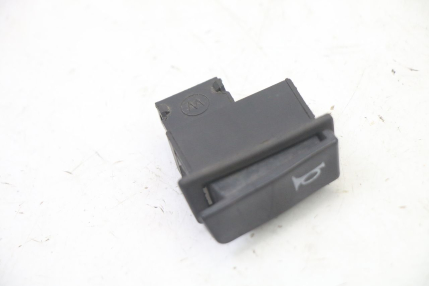photo de HORN SWITCH JM MOTORS OLDIES GT 4T 50 (2018 - 2025)
