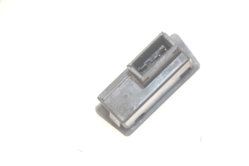 photo de HORN SWITCH PEUGEOT TWEET 4T 50 (2018 - 2020)
