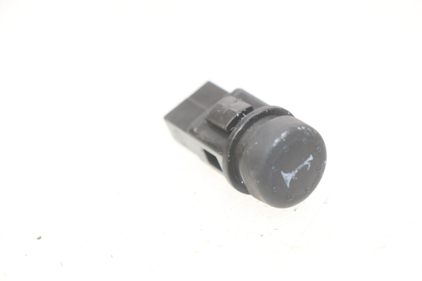 photo de HORN SWITCH PIAGGIO FLY 100 (2006 - 2010)