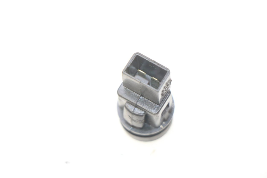 photo de HORN SWITCH PIAGGIO FLY 100 (2006 - 2010)