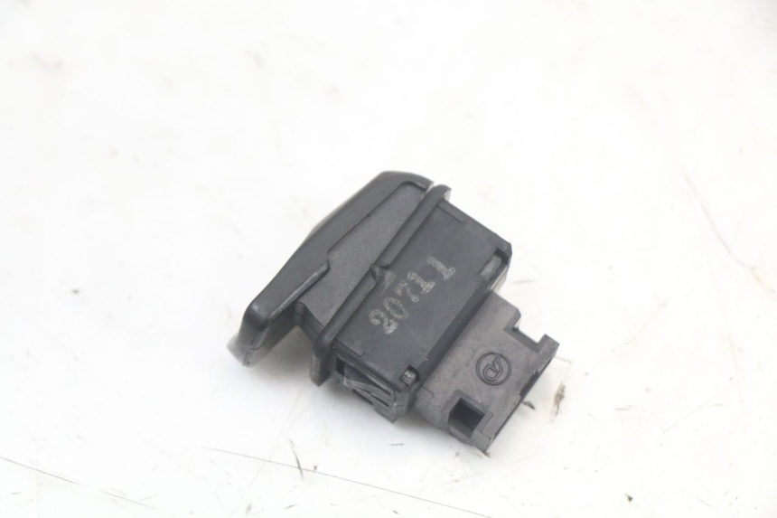 photo de HORN SWITCH PIAGGIO LIBERTY IGET 4T 50 (2021 - 2025)