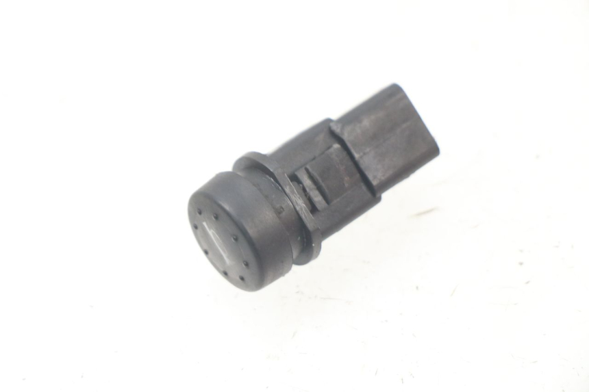 photo de HORN SWITCH PIAGGIO XEVO - X EVO 125 (2007 - 2016)