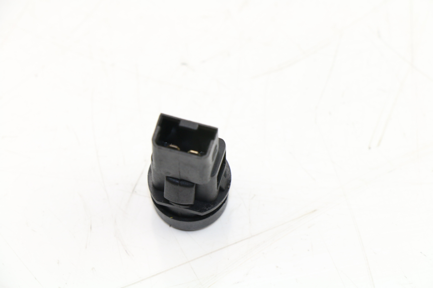 photo de HORN SWITCH PIAGGIO XEVO - X EVO 125 (2007 - 2016)