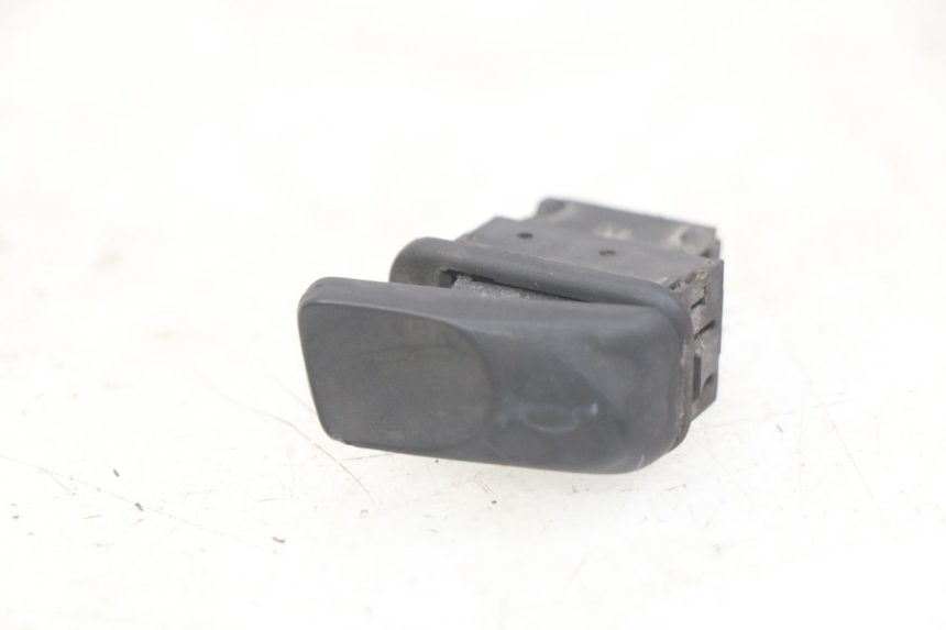 photo de HORN SWITCH PIAGGIO VESPA LXV 125 (2006 - 2009)