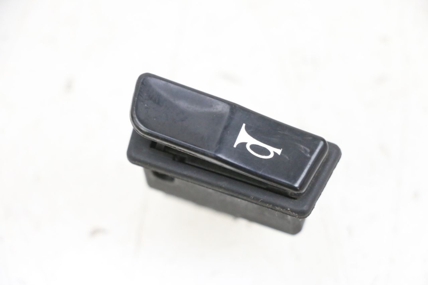 photo de HORN SWITCH YAMAHA XMAX X-MAX 125 (2006 - 2009) - Main view