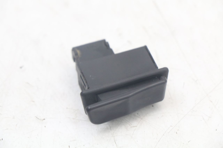 photo de HORN SWITCH YAMAHA XMAX X-MAX 125 (2006 - 2009)