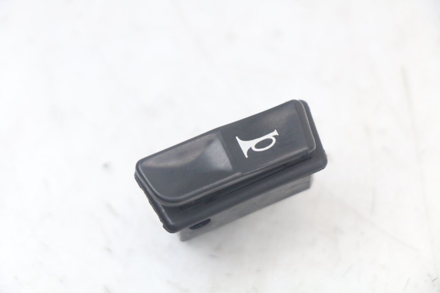 photo de HORN SWITCH YAMAHA XMAX X-MAX 125 (2006 - 2009)