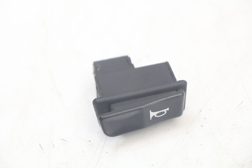 photo de HORN SWITCH YAMAHA XMAX X-MAX 125 (2006 - 2009)