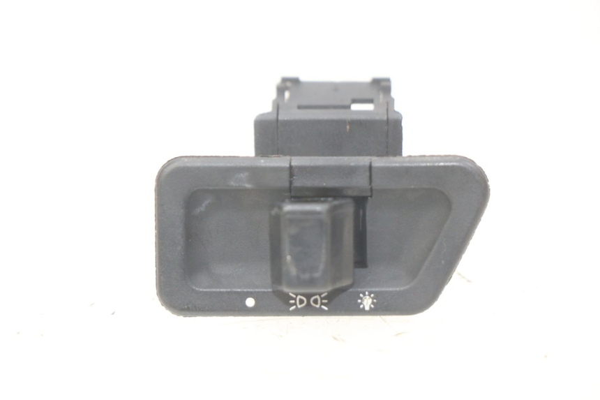 photo de HEADLIGHT SWITCH HONDA FES PANTHEON 2T 125 (1998 - 2002)