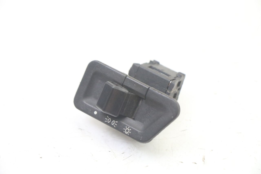 photo de HEADLIGHT SWITCH SYM FIDDLE 125 (2008 - 2010)
