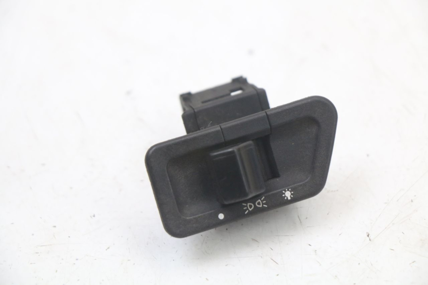 photo de HEADLIGHT SWITCH HONDA NES AROBASE 125 (2000 - 2003)