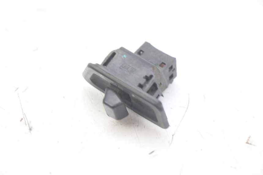 photo de HEADLIGHT SWITCH KYMCO LIKE 4T 50 (2009 - 2018)