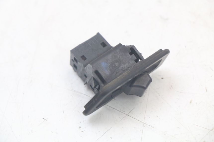 photo de HEADLIGHT SWITCH SYM FIDDLE 2 50 (2008 - 2013)