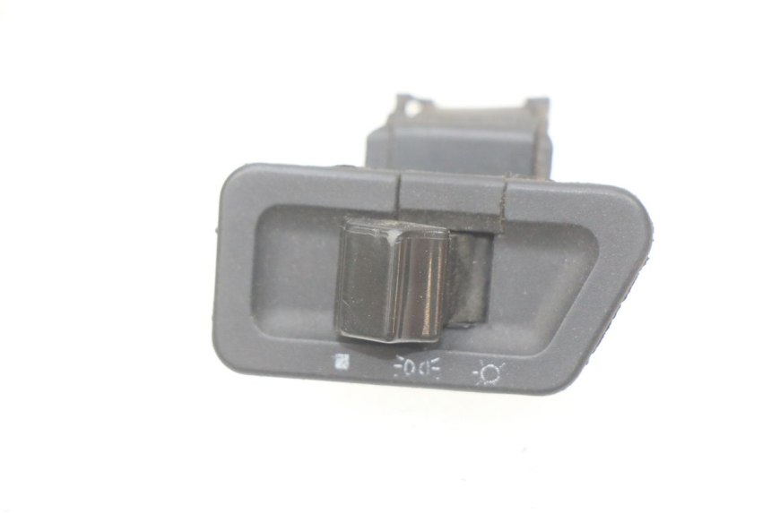 photo de HEADLIGHT SWITCH YIYING YY50QT-10 50 (2007 - 2022)