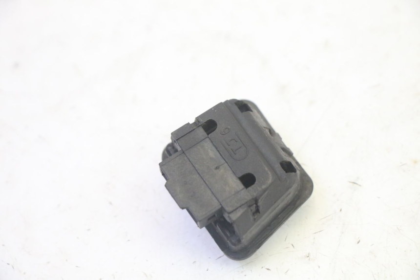 photo de HEADLIGHT SWITCH ADIVA AD3 300 (2014 - 2020)