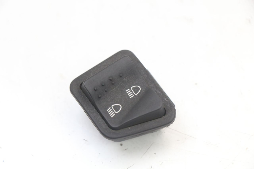 photo de HEADLIGHT SWITCH APRILIA SR MOTARD 50 (2012 - 2018)