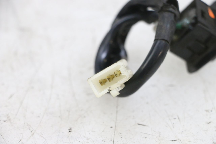 photo de HEADLIGHT SWITCH MBK FLIPPER 115 (2013 - 2017) - Alternative perspective